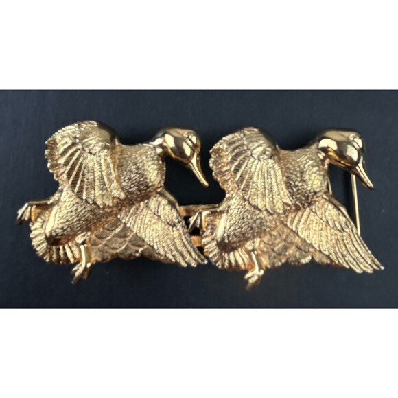 Vintage Dotty Smith Two Piece Interlocking Goldtone Flying Duck  Belt Buckle - Picture 1 of 11